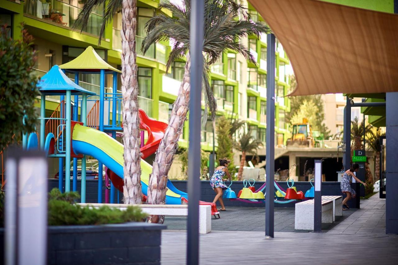 Ace Aparthotel Pool & Spa Mamaia Nord Năvodari Εξωτερικό φωτογραφία